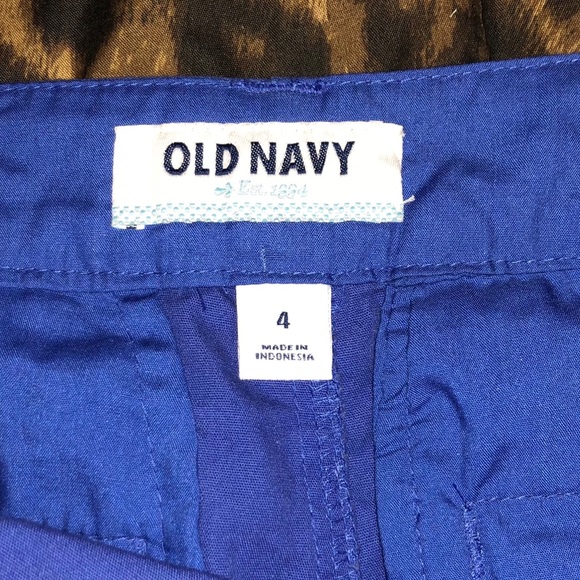 Old Navy Short Shorts - Picture 3 of 3